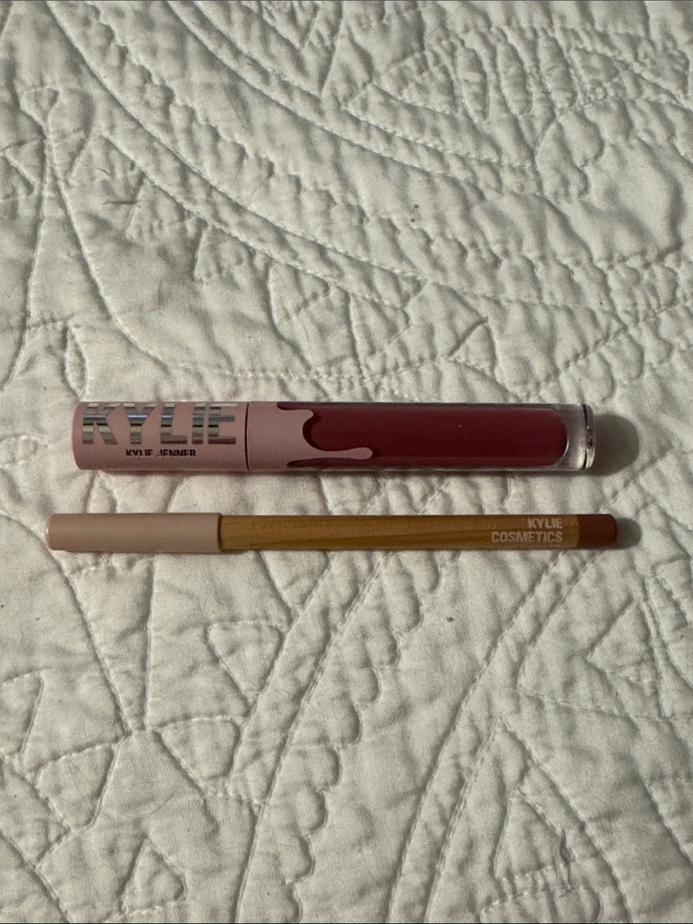 Kylie Cosmetics Velvet Liquid Lip Kit Posie K girly glam vegan clean beauty NWOT - Picture 6 of 7